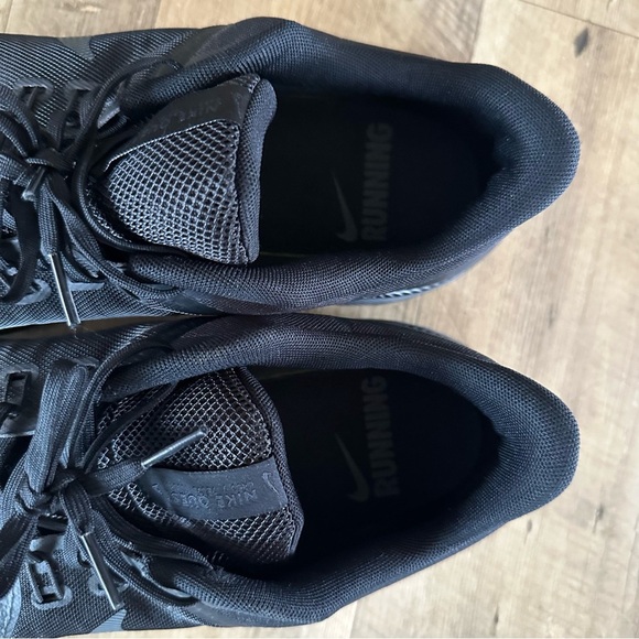 Nike Mens Quest 4 Running Sneakers - Picture 9 of 11